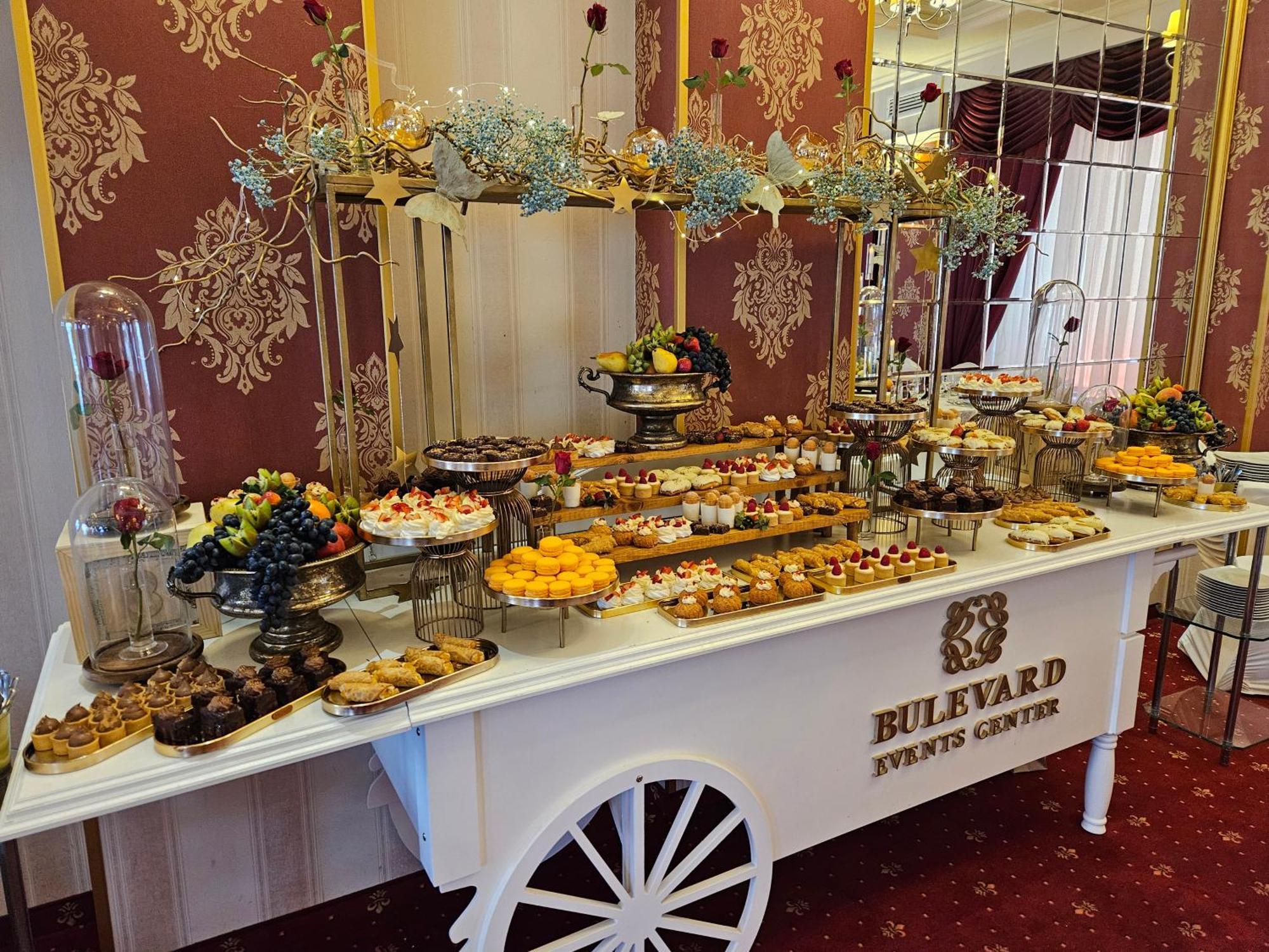 Hotel Bulevard Fagaras Bagian luar foto